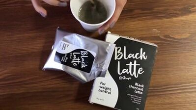 Искуство со користење на карбон лате Black Latte